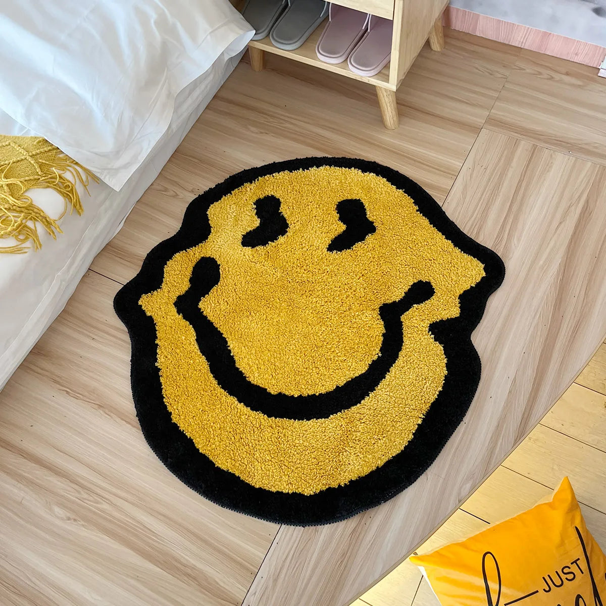 Handmade Twisted Smiling Plush Rug